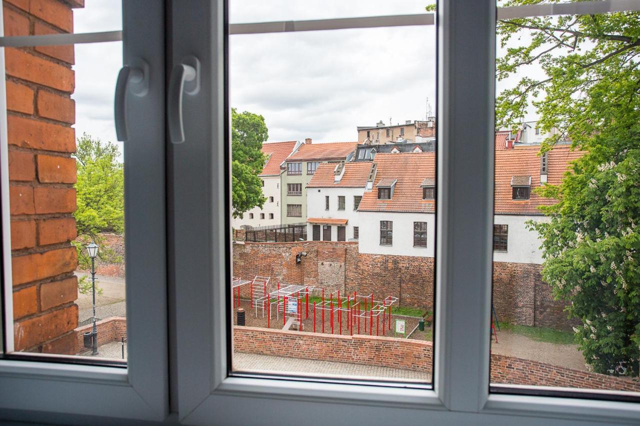Three Single Beds Apartment Torun Bagian luar foto